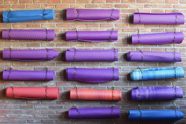 Što trebate uzeti u obzir pri odabiru yoga prostirke? 8 Što trebate uzeti u obzir pri odabiru yoga prostirke?