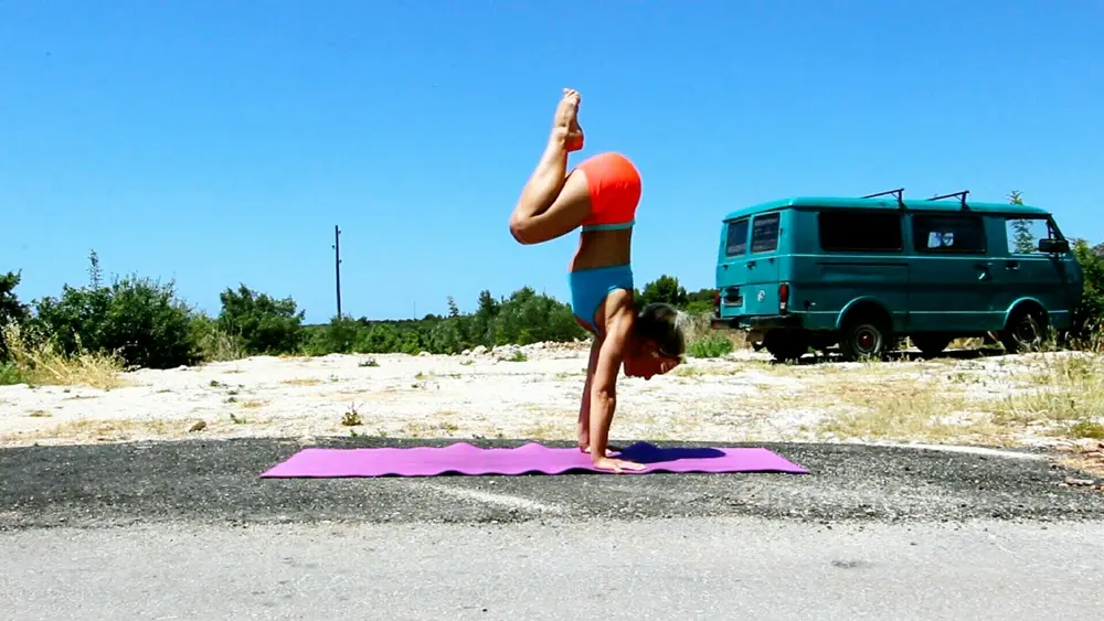 Skokovi u Ashtanga Vinyasa praksi
